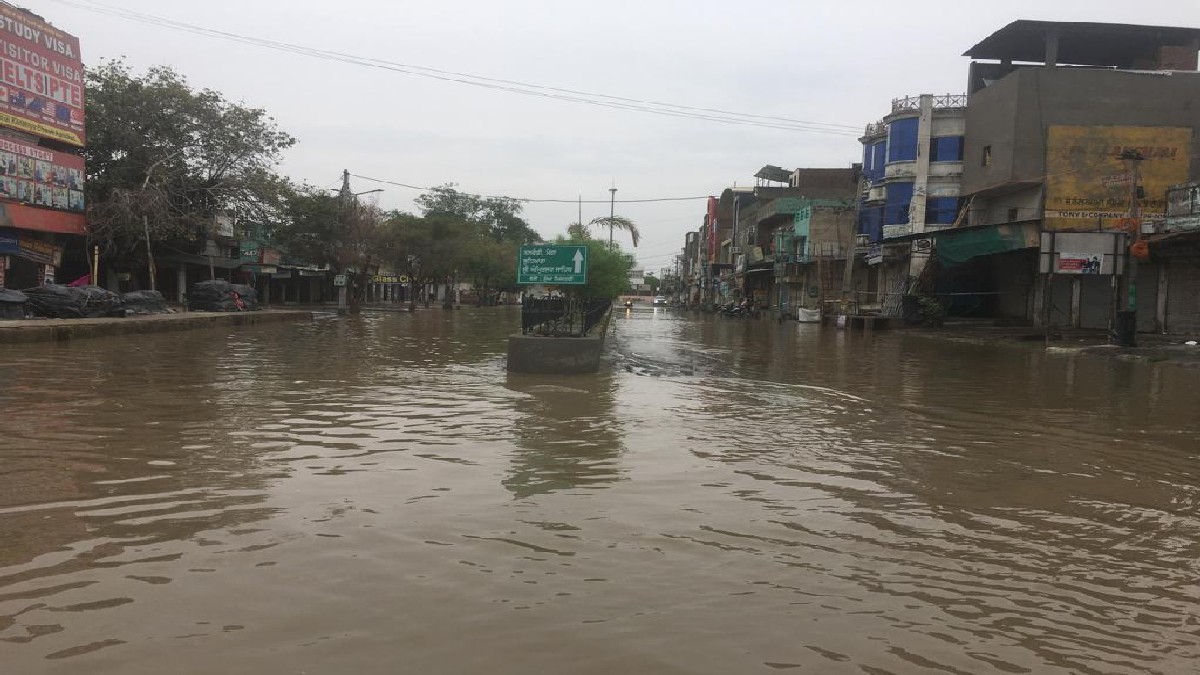 Punjab Weather Update पंजाब के कई जिलों में तेज बारिश, फरीदकोट में